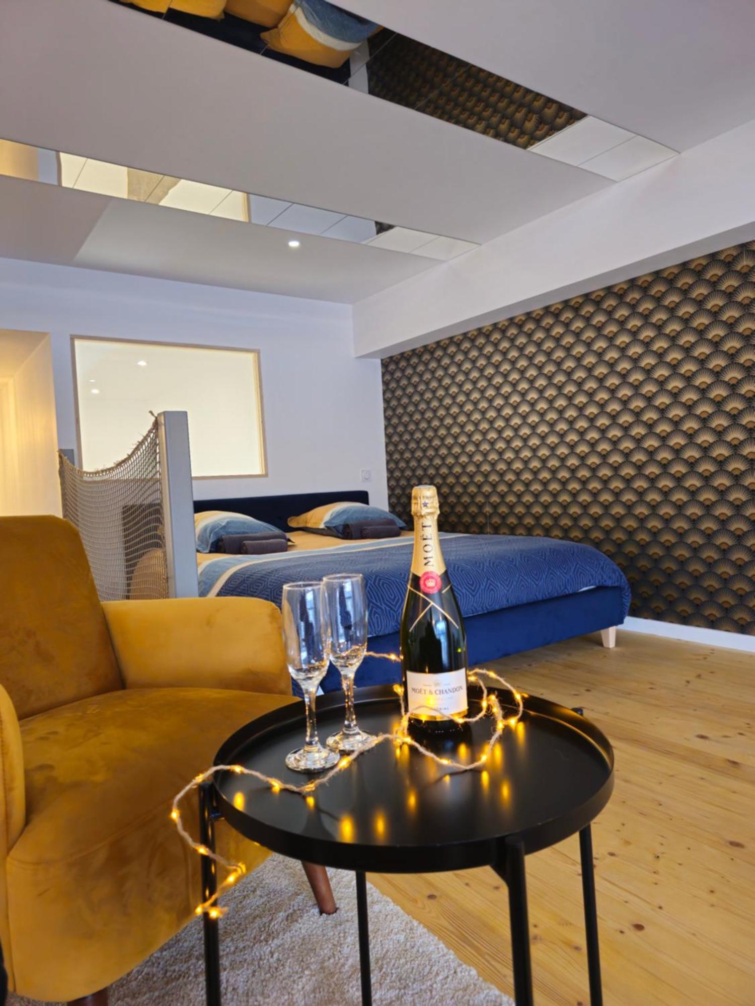 Loft De Luxe Le Chic, Grand Jacuzzi, Vue Port De Plaisance Apartment Сен-Валери-ан-Ко Екстериор снимка